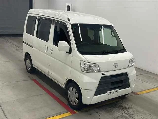 Daihatsu Hijet Cargo 2018