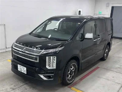 MITSUBISHI DELICA D5