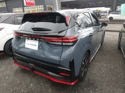 NISSAN AURA