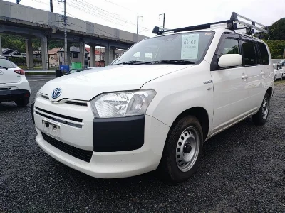 TOYOTA SUCCEED