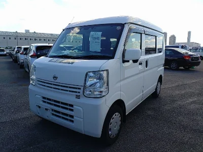 NISSAN CLIPPER VAN