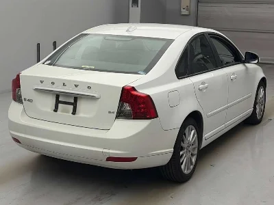 Volvo S40