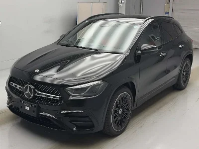 MERCEDES BENZ GLA