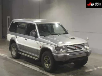 MITSUBISHI PAJERO