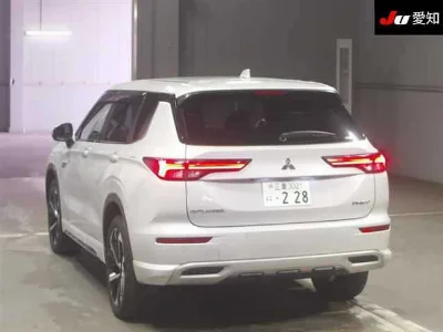 MITSUBISHI OUTLANDER PHEV