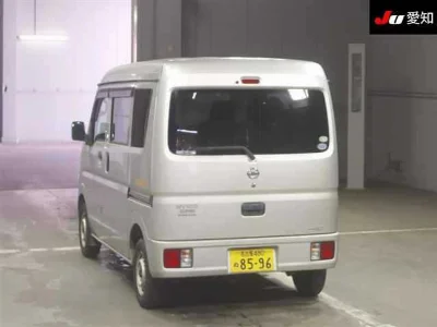 NISSAN CLIPPER VAN