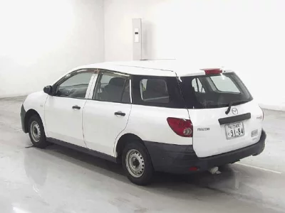 MAZDA FAMILIA VAN