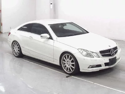 MERCEDES BENZ E CLASS