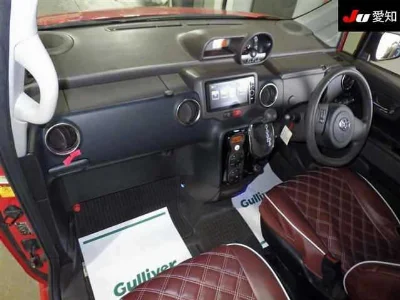 TOYOTA PORTE