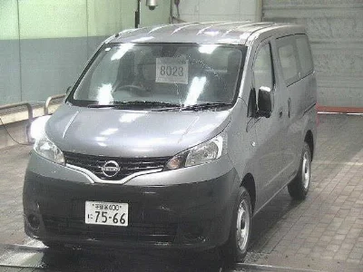 NISSAN NV200