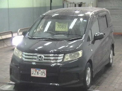 HONDA FREED SPIKE