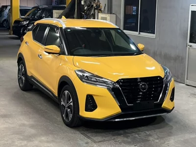 NISSAN KICKS