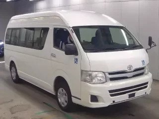 TOYOTA HIACE