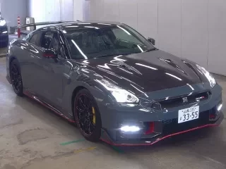 NISSAN GT-R