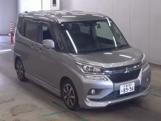 MITSUBISHI DELICA D2