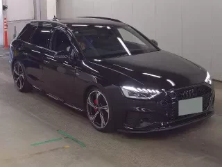AUDI A4 AVANTE
