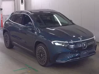 MERCEDES BENZ EQA