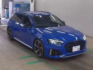AUDI RS4 AVANTE