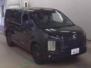 MITSUBISHI DELICA D5