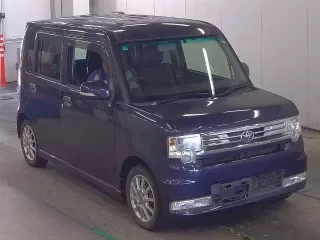 TOYOTA PIXIS SPACE