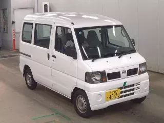 NISSAN CLIPPER VAN