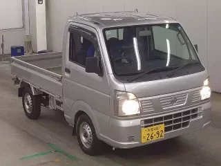 NISSAN CLIPPER TRUCK