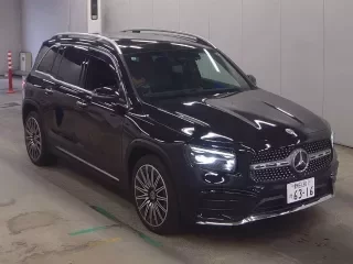 MERCEDES BENZ GLB