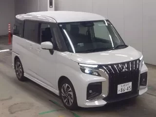 MITSUBISHI DELICA D2