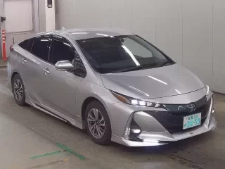 TOYOTA PRIUS PHV