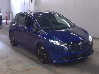 NISSAN AURA