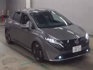 NISSAN AURA