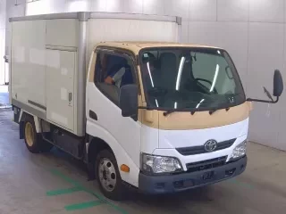 TOYOTA DYNA