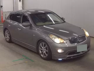 NISSAN SKYLINE CROSSOVER
