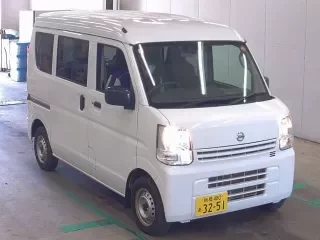 NISSAN CLIPPER VAN