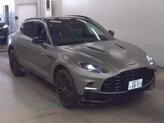 ASTON MARTIN DBX