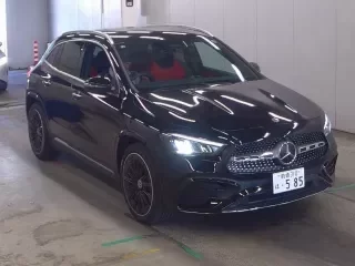 MERCEDES BENZ GLA