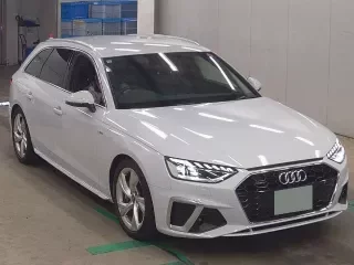 AUDI A4 AVANTE