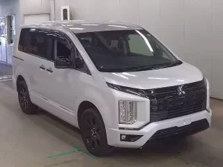 MITSUBISHI DELICA D5