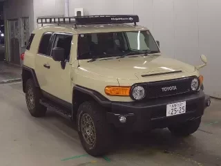 TOYOTA FJ CRUISER