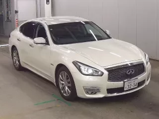 NISSAN FUGA