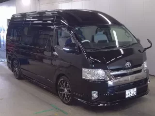 TOYOTA HIACE