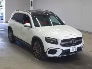 MERCEDES BENZ GLB