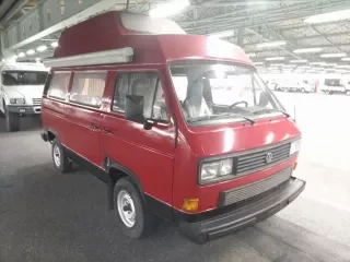 VOLKSWAGEN VANAGON