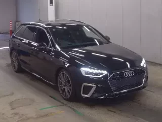 AUDI A4 AVANTE