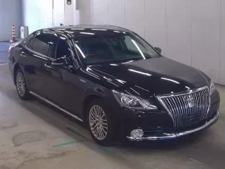 TOYOTA CROWN MAJESTA