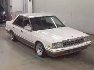 NISSAN LAUREL