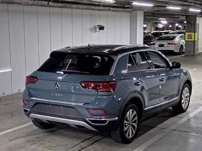 VOLKSWAGEN T-ROC