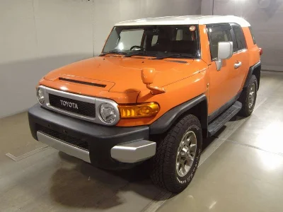 TOYOTA FJ CRUISER