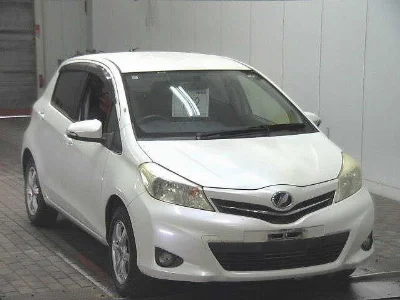 TOYOTA VITZ