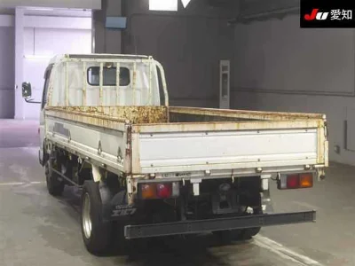MITSUBISHI FUSO